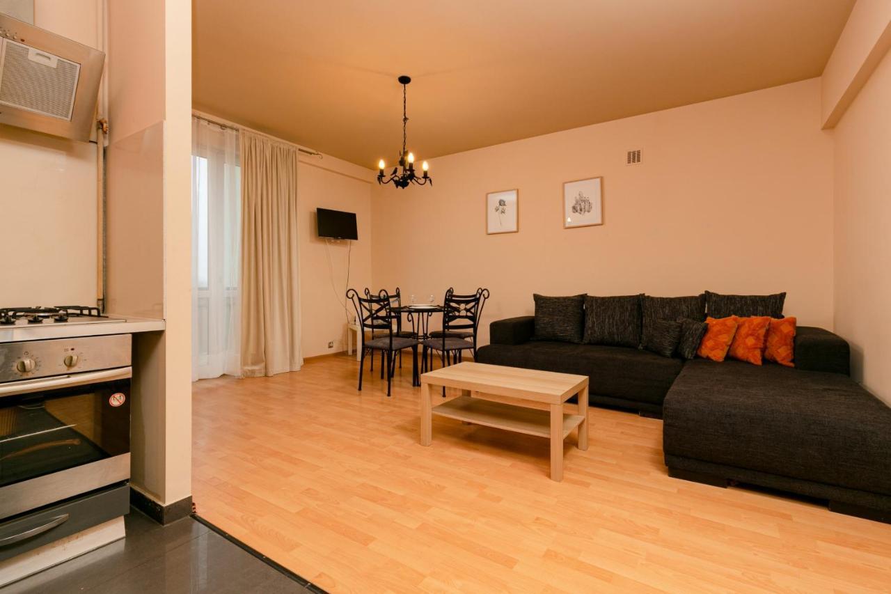 Wola Apartment With Balcony & Close To Metro By Noclegi Renters Варшава Экстерьер фото
